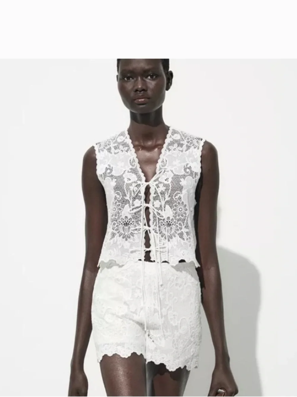 NWT ZARA BLOGGER FAV EMBROIDERED SHORTS  SIZE S 
🚨FIRM PRICE NO DISCOUNT - Picture 8 of 12